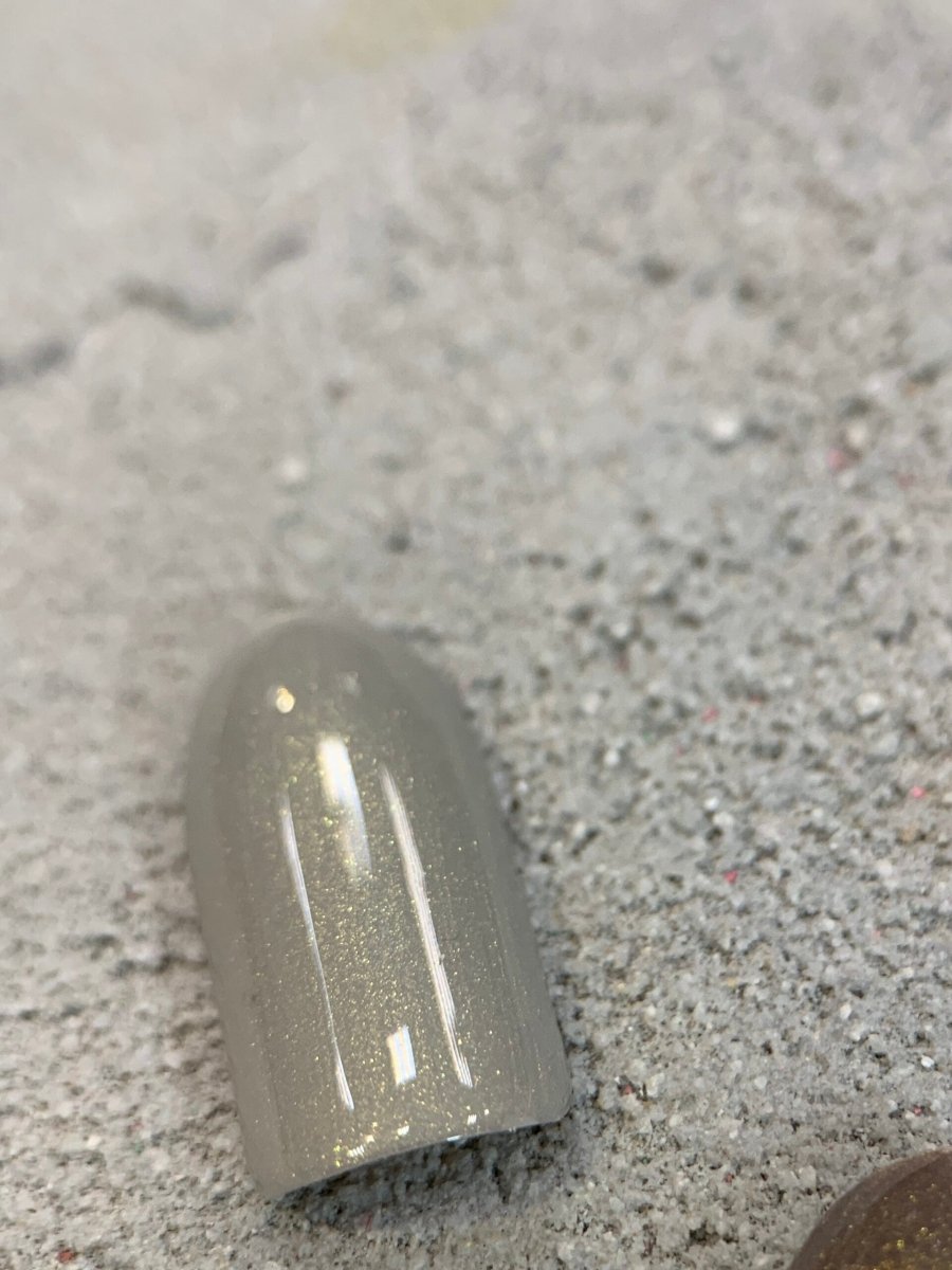 Siller Gold Shine №1 gray with gold microsparkle (8ml) - www.texasnailstore.com